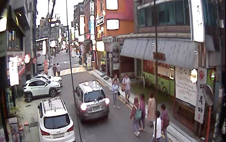 그림입니다.
원본 그림의 이름: CLP000026d42823.bmp
원본 그림의 크기: 가로 753pixel, 세로 475pixel